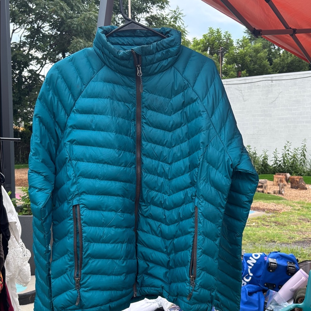 Columbia Women's Turquoise Puffer Jacket